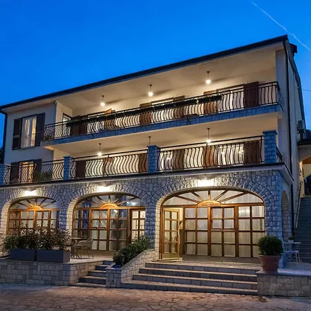 Klaric Apartment Lovran